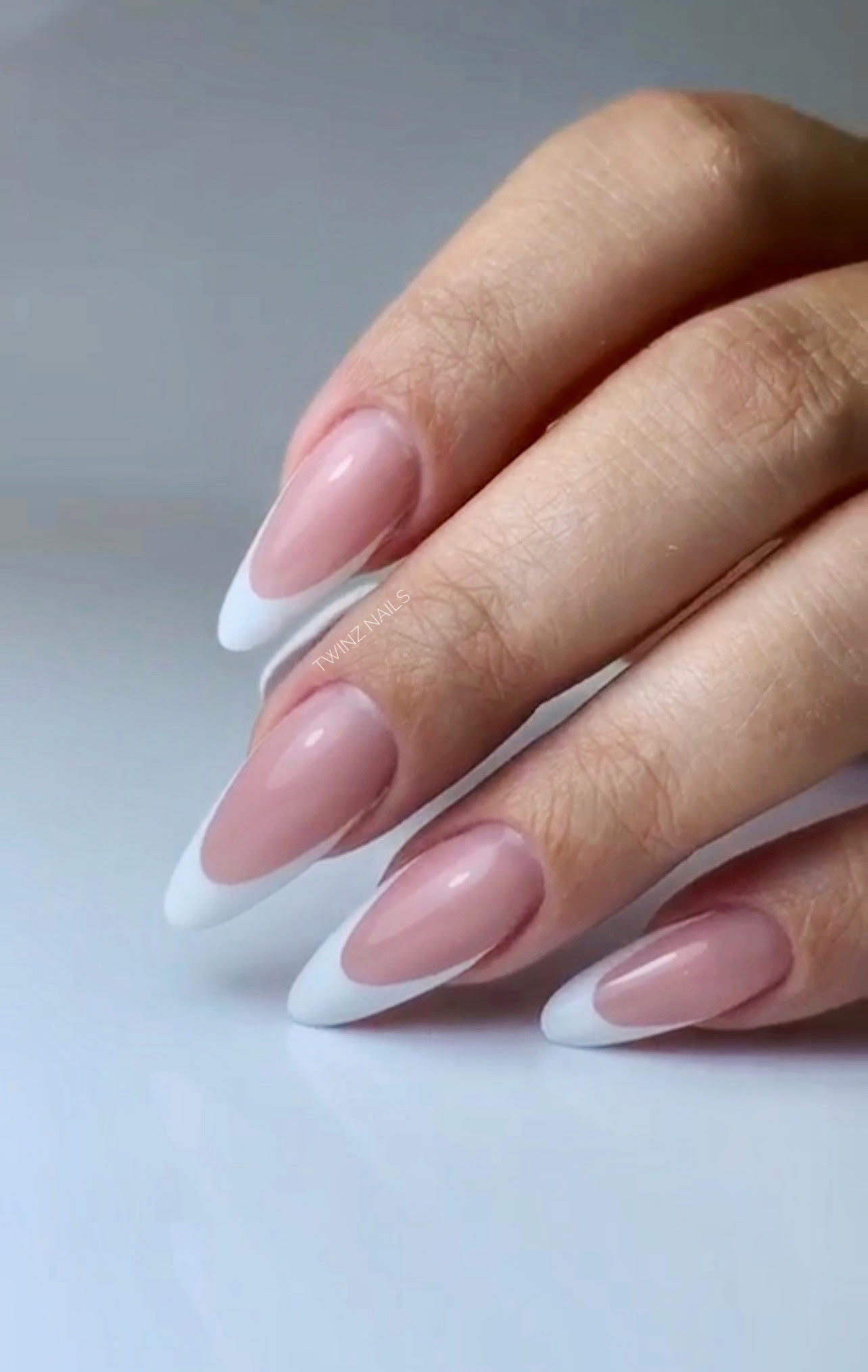 Gel Method Course – Almond & Oval shape – Twinz Nails Gel Method Course – Almond & Oval shape – Twinz Nails
